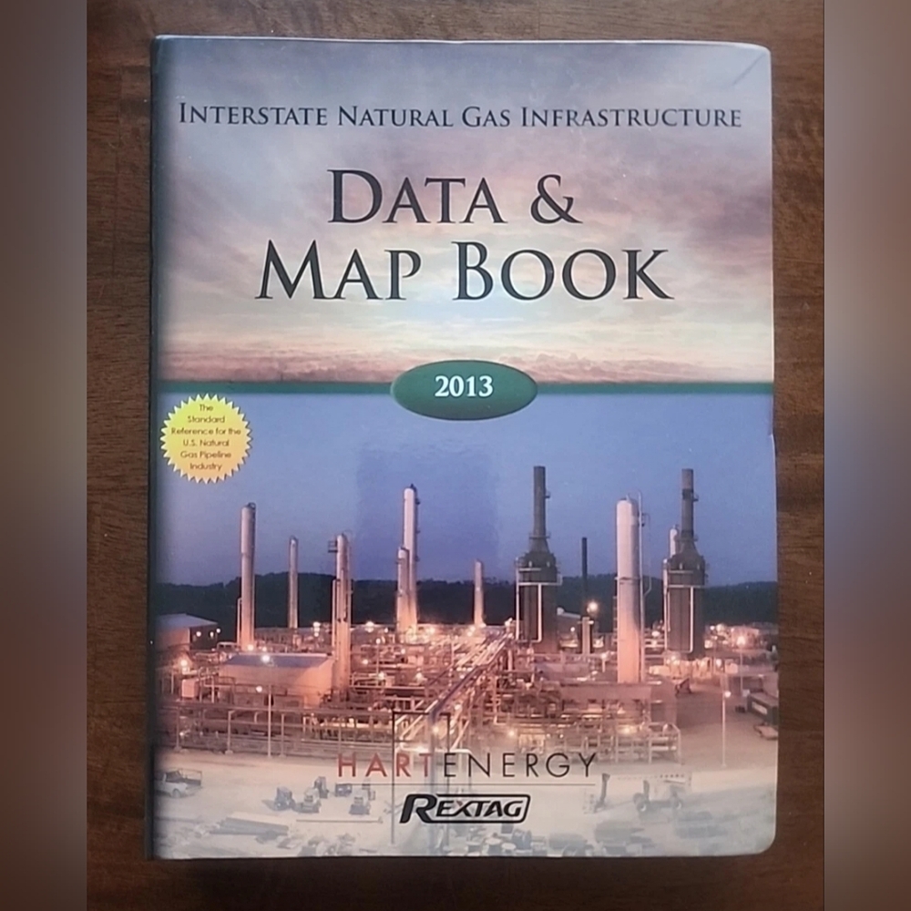 Interstate Natural Gas Infrastructure Data & Map Book 2013 by Hart Energy